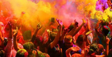 तराईका जिल्लामा आज होली मनाइँदै